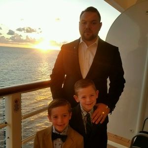 Meet your Posher, Kyle